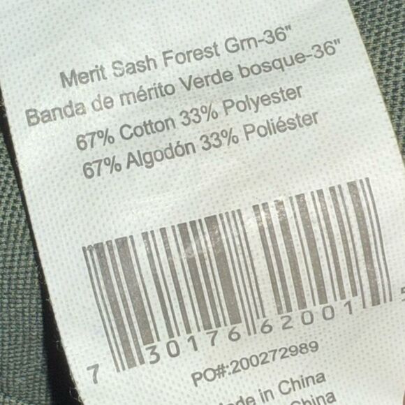 Boy Scout Merit Badge Sash with 33 Rolled Edge Merit Emblems Badges B13 - Picture 2 of 8